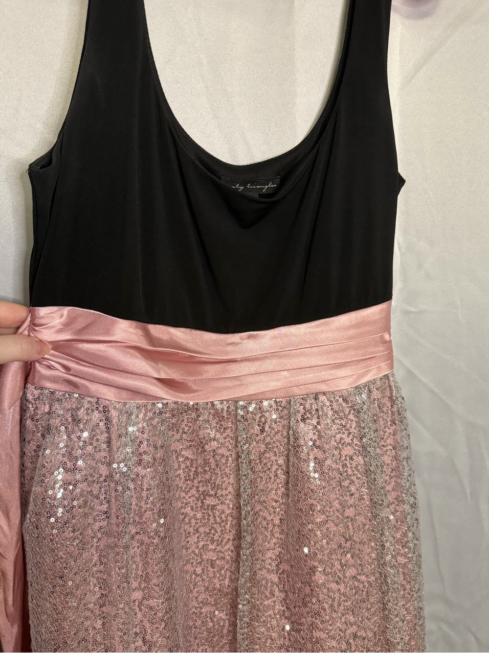 City Triangles Sequin Dress w/ satin sash - Picture 4 of 10
